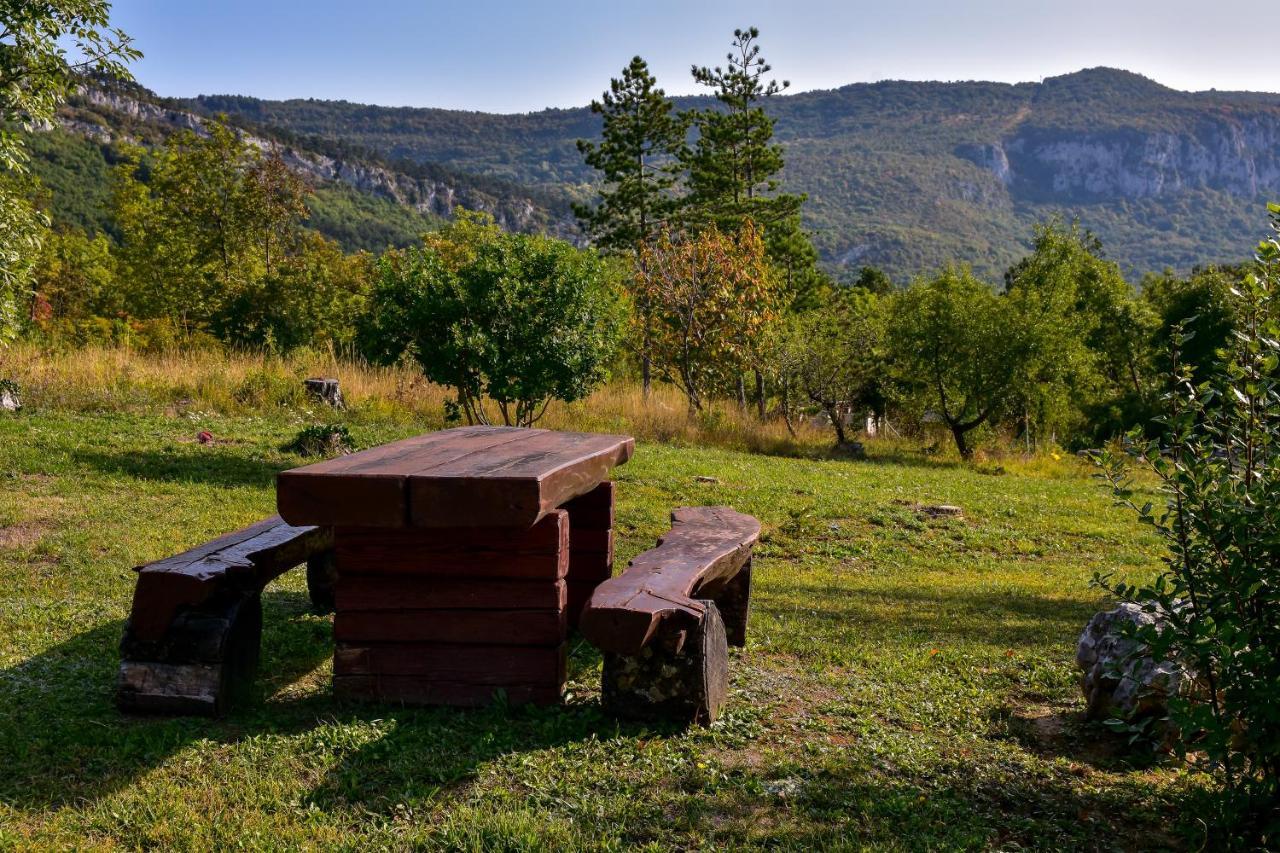 Apartman Grabar Roč Exterior foto